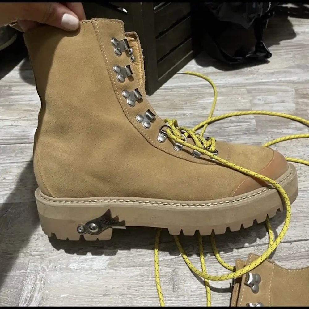 Off White hiking boot - Picture 3 of 3